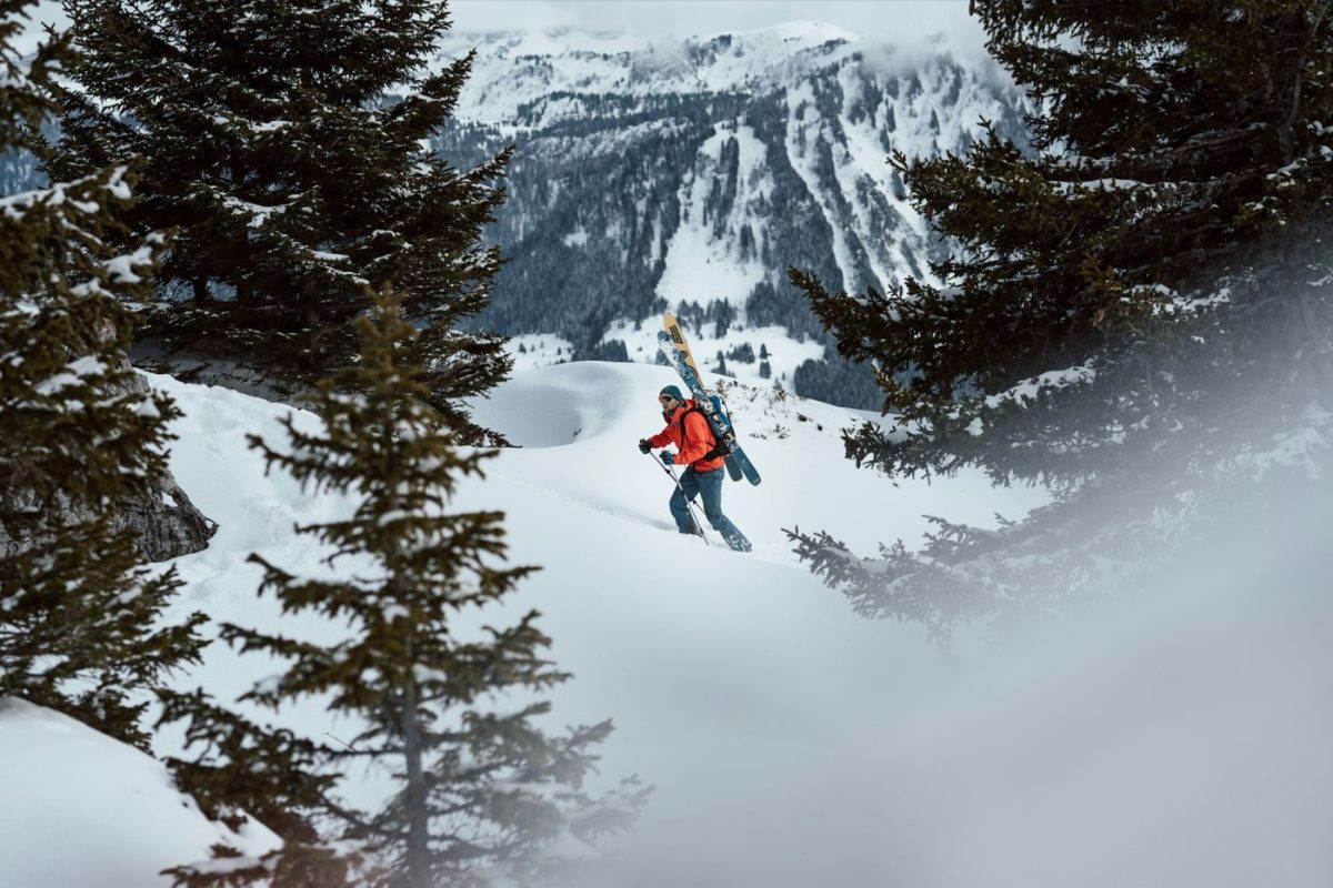 Logistique et hébergement pour itinéraire poudre en massif alpin