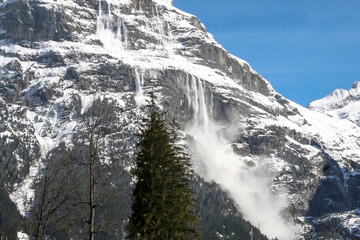 Prévention avalanche pour randonnée splitboard