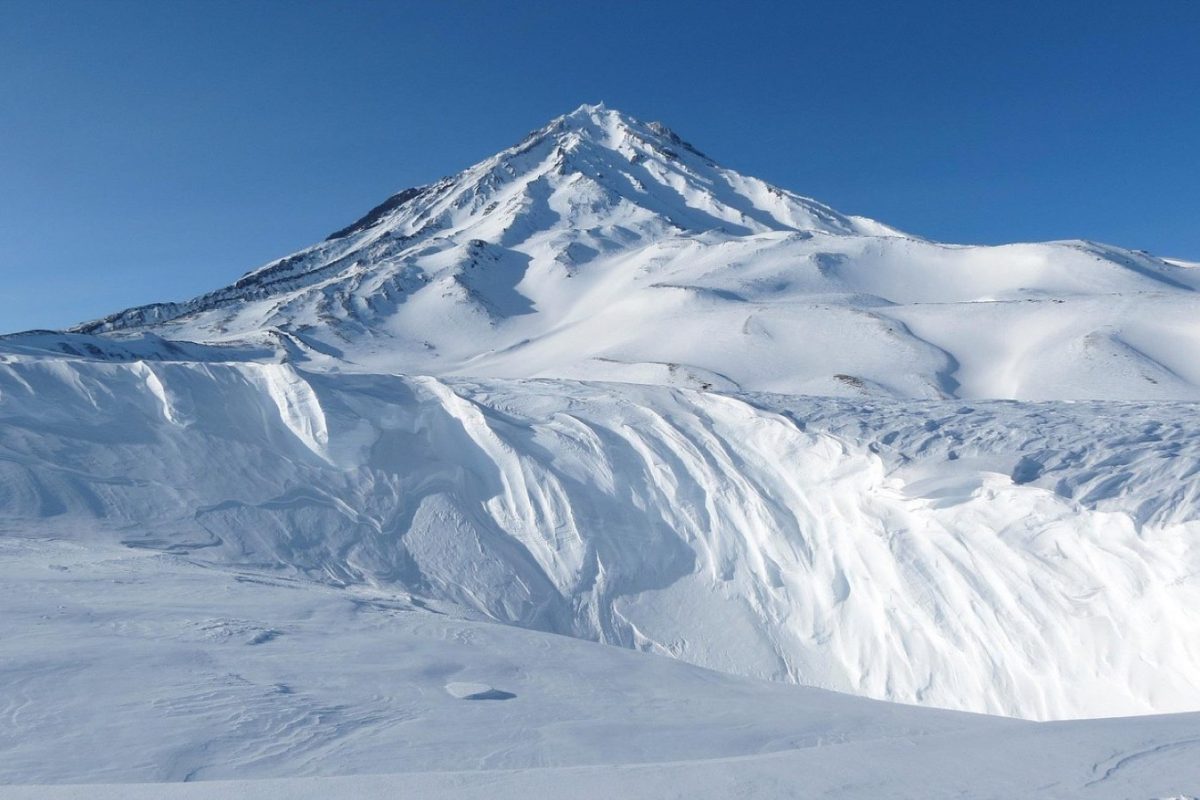 Splitboard ou skis de randonnée : guide comparatif