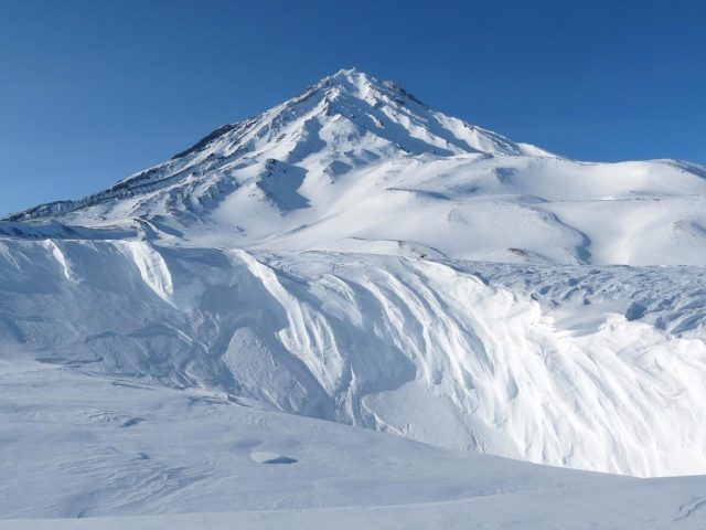 Splitboard ou skis de randonnée : guide comparatif